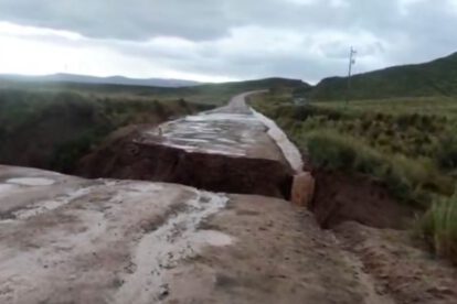 Derrumbe de puente en Caquiaviri
