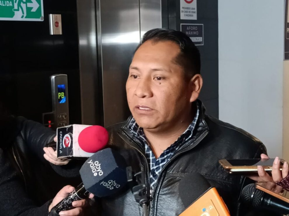 Crisis económica en Bolivia y reunión urgente de legisladores del MAS