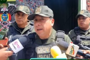 mujer muere tras caer a un barranco en La Paz