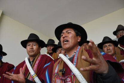 Campesinos cerco plaza Murillo exigiendo soluciones a la crisis