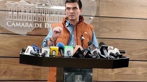 Rodrigo Paz Pereira exige a Arce no renunciar ante la crisis