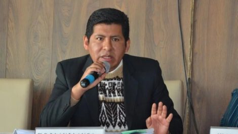 Diálogo nacional TSE elecciones con Tahuichi Quispe