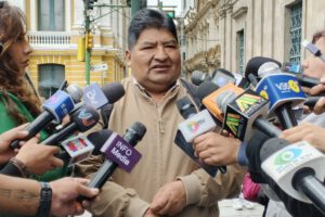 Producción minera en Bolivia cae 50% por falta de combustible