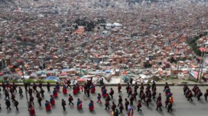 Protestas masivas en Bolivia por inflación y falta de combustible
