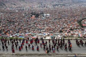 Protestas masivas en Bolivia por inflación y falta de combustible