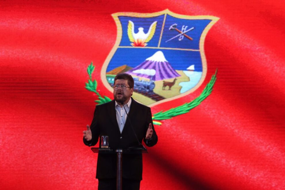 Samuel Doria Medina se compromete a construir un museo del Carnaval en Oruro