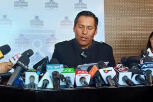 Fraude electoral inminente por el TSE según Santos Mamani