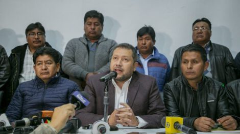 Decreto Supremo N° 5353 sobre la reducción del consumo de combustible en instituciones públicas