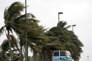 Alerta naranja por vientos fuertes en Chuquisaca, Tarija y Santa Cruz