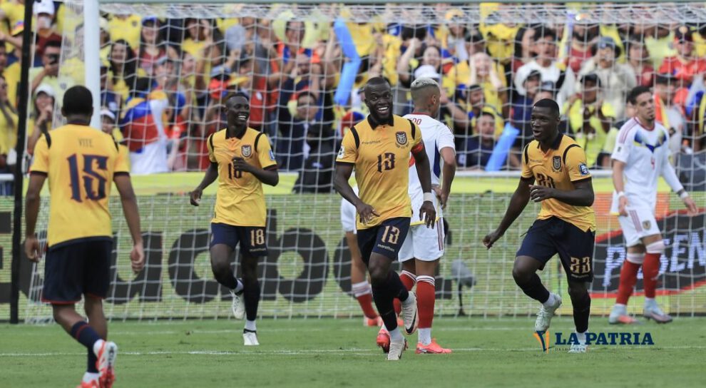 Enner Valencia autor de dos goles para el triunfo de Ecuador ante Venezuela