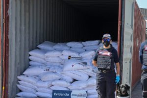 Incautación de precursores químicos con destino Bolivia