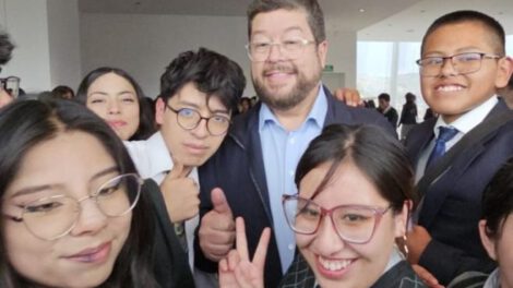 Doria Medina donará salario a fondo de becas educativas