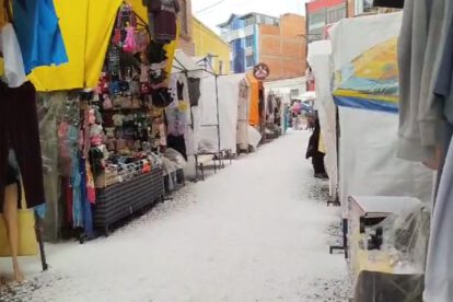 Granizada en El Alto interrumpe actividades comerciales y tráfico