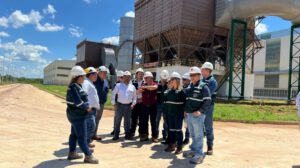 Ingenieros verifican avance del Complejo Siderúrgico del Mutún