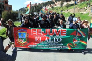 Fejuve de El Alto marcha exigiendo soluciones a la crisis económica
