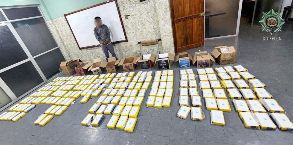 Cocaína en carretera La Paz-Oruro