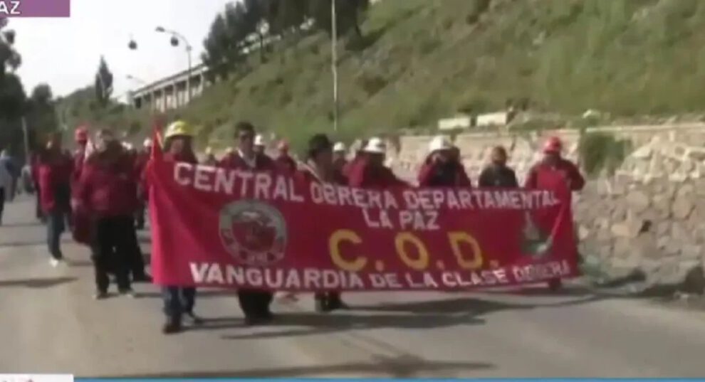 Marchas de trabajadores fabriles en La Paz