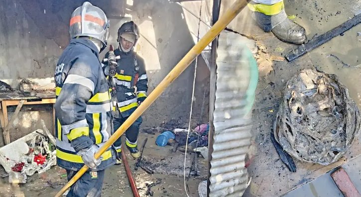 Incendio en chapería causa lesiones graves a tres niños en Cochabamba