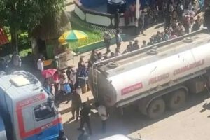 Detención domiciliaria conductores cisternas en Caranavi