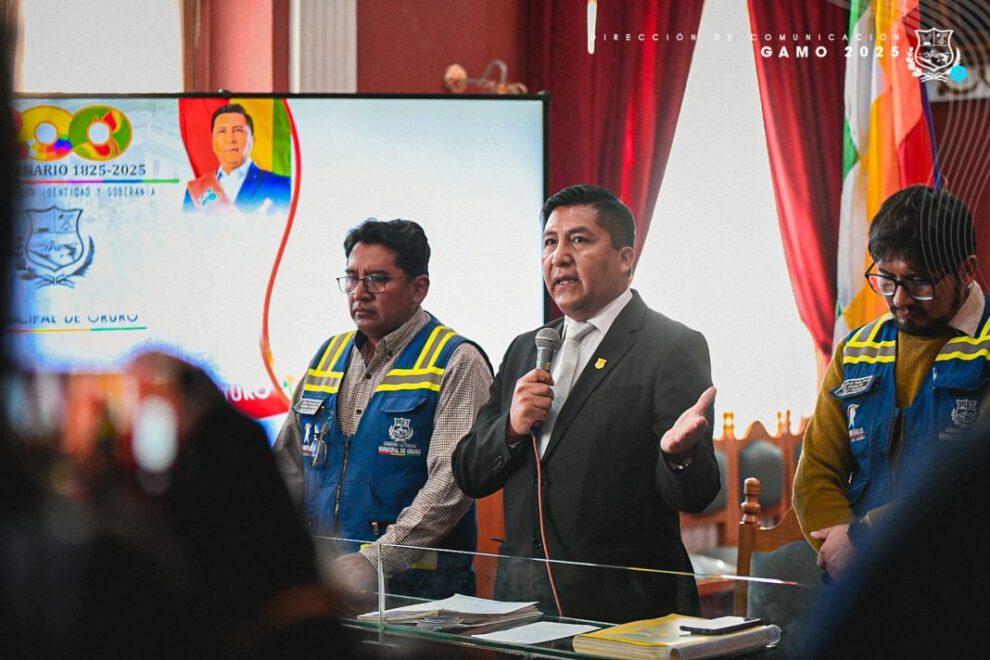 Doble Vía Oruro-Capachos y críticas del alcalde Adhemar Wilcarani