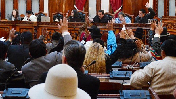 amnistía a reos bajo condiciones específicas