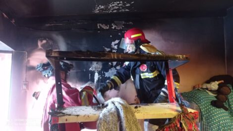 Incendio en vivienda Oruro debido a corto circuito