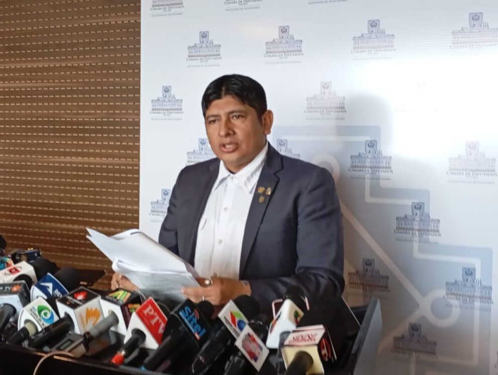 Denuncia contra Evo Morales por abuso de confianza y apropiación indebida