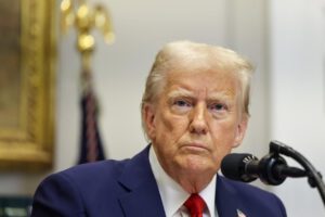 Aranceles de Trump impactan Wall Street