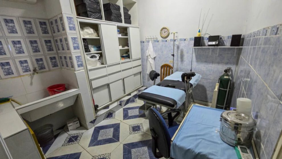 Clausura de consultorio médico en Santa Cruz por legrados clandestinos