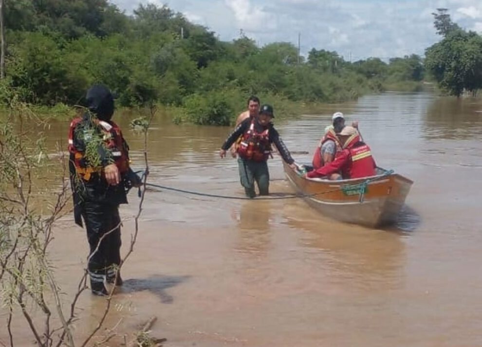 Crecida de ríos en Santa Cruz