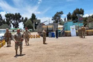 Incautación de mercancía ilegal en operativos militares