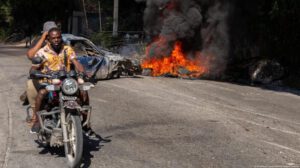 Pandillas en Haití liberan más de 500 presos