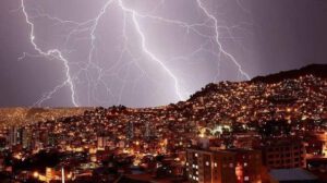 Alerta de tormenta eléctrica en La Paz