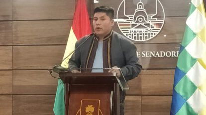 Senador Leonardo Loza solicita permiso para portar armas por seguridad