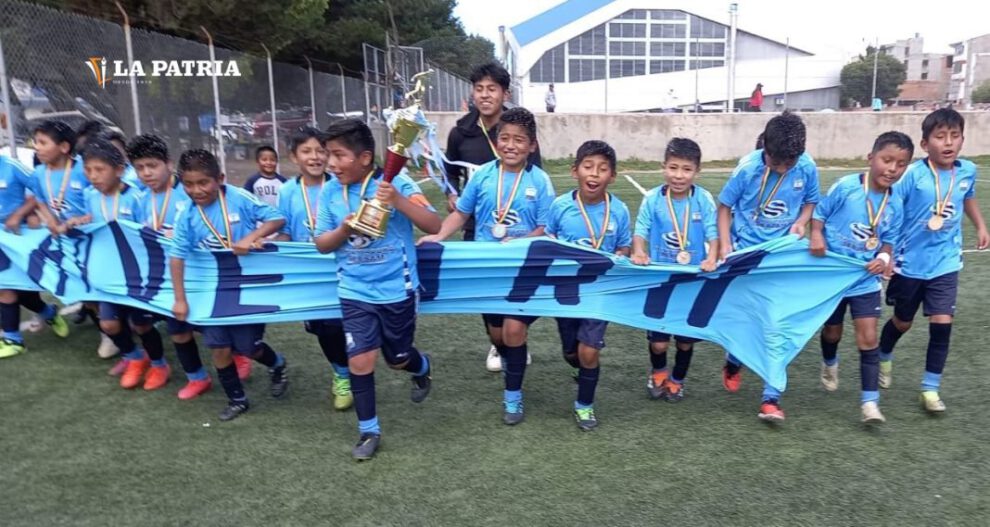Saavedra campeones Sub-10 en la División Infantojuvenil