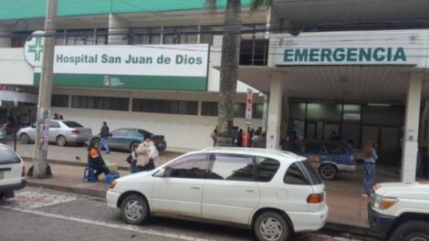 paro de salud en Santa Cruz