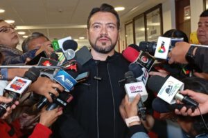 Encuestas internas en el contexto político según Alejandro Reyes