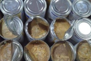 Incautación de cocaína oculta en latas de leche