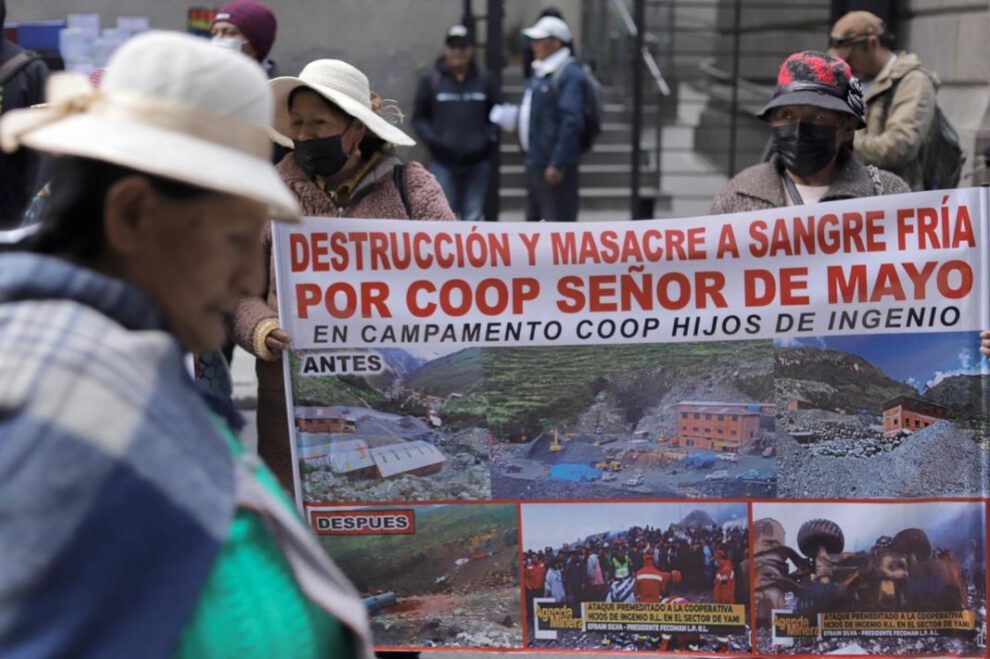 Mineros protestan en La Paz exigiendo justicia tras explosión en Sorata