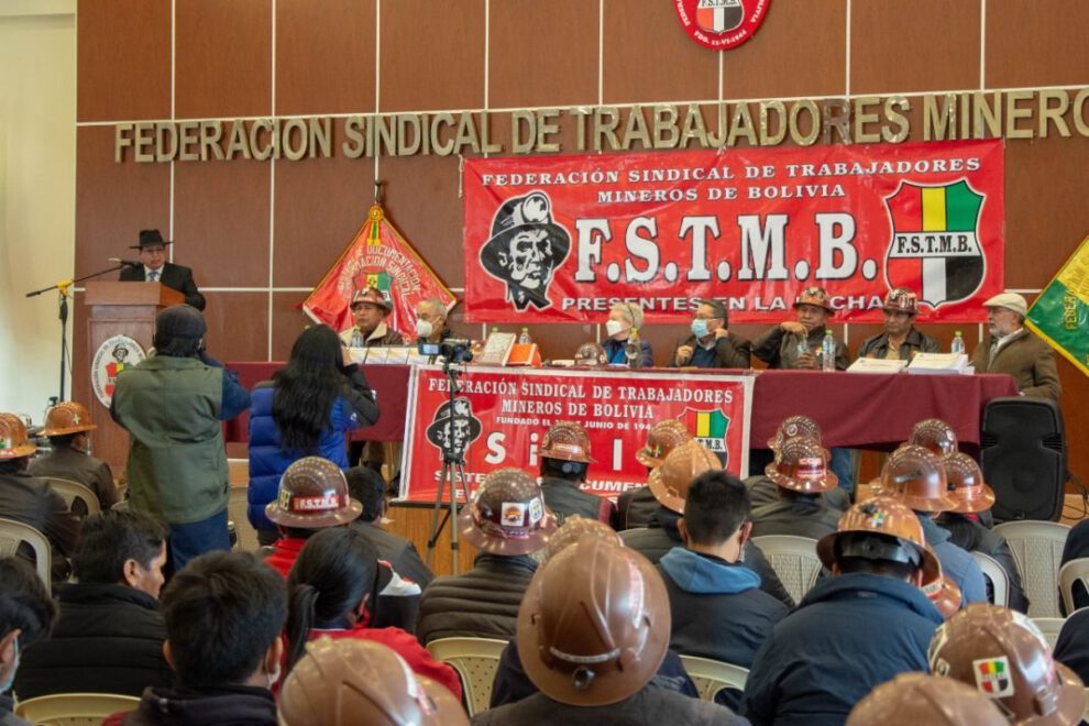 Sindicatos y empresas públicas con peor imagen negativa ante la población