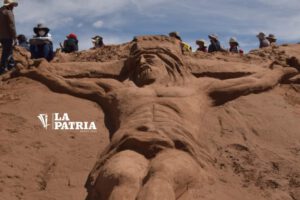 Esculturas en Arena en Oruro