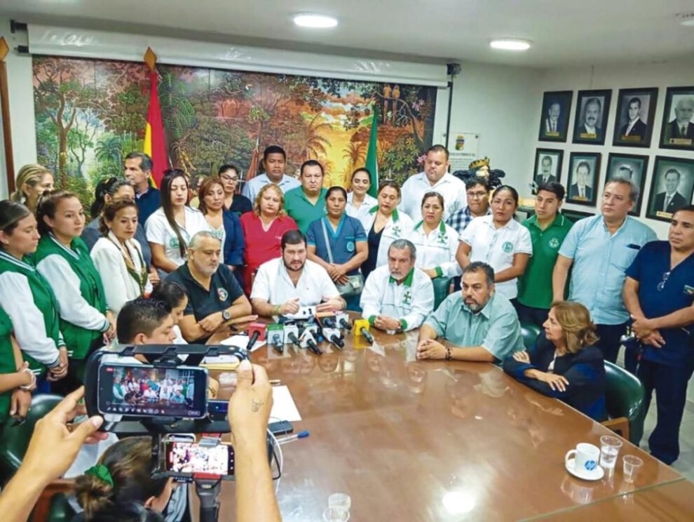 Crisis sanitaria en Santa Cruz por falta de camas y medicamentos