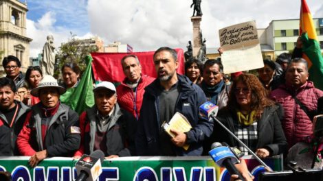 Protestas por diésel en La Paz