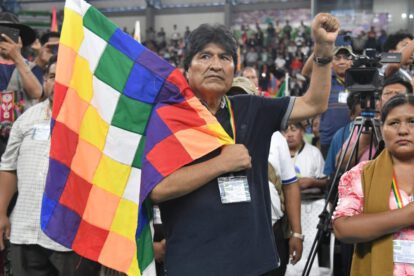 Evo Morales analizando opciones para elecciones