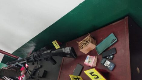 Detienen a hombre con arsenal de armas en Entre Ríos