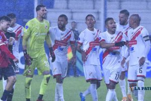 Nacional Potosí defiende la punta en territorio paraguayo frente a Guaraní