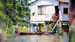 Alerta naranja por inundaciones en 230 municipios del país