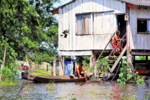 Alerta naranja por inundaciones en 230 municipios del país