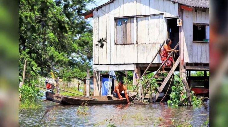 Alerta naranja por inundaciones en 230 municipios del país