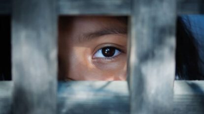 Niña boliviana rescatada de condiciones de esclavitud